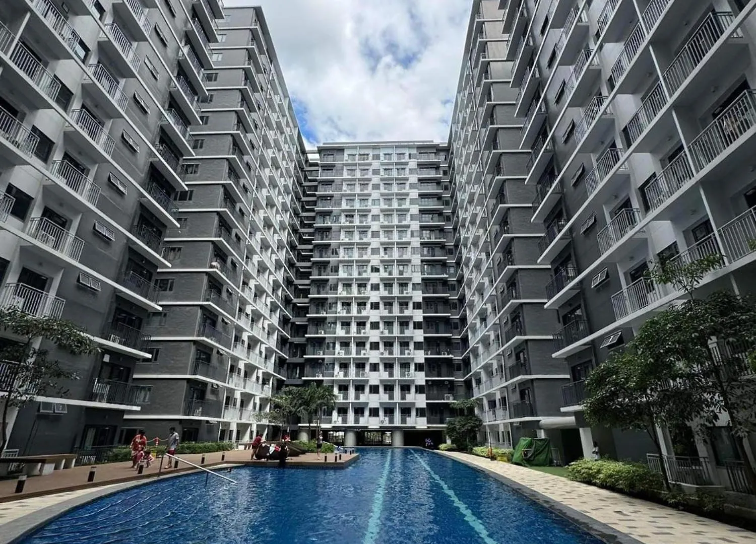 Shore 3 Residences Tower 2 Pasay 0*,  Philippines