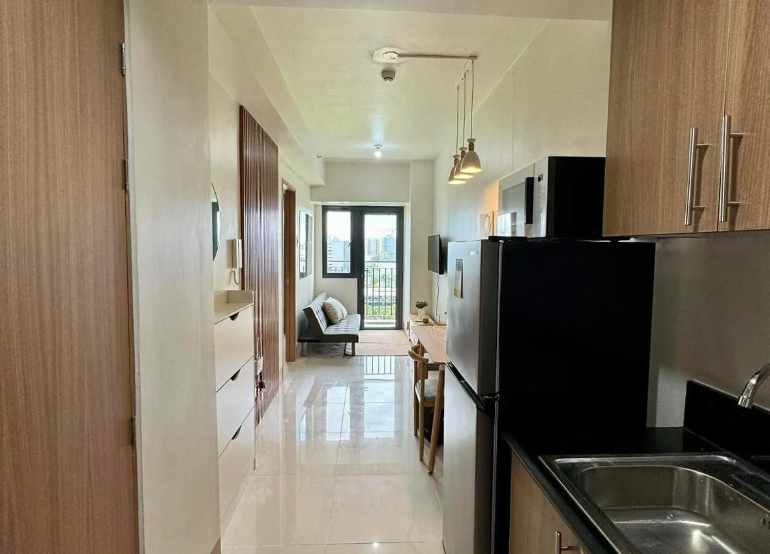 Shore 3 Residences Tower 2 Pasay Aparthotel